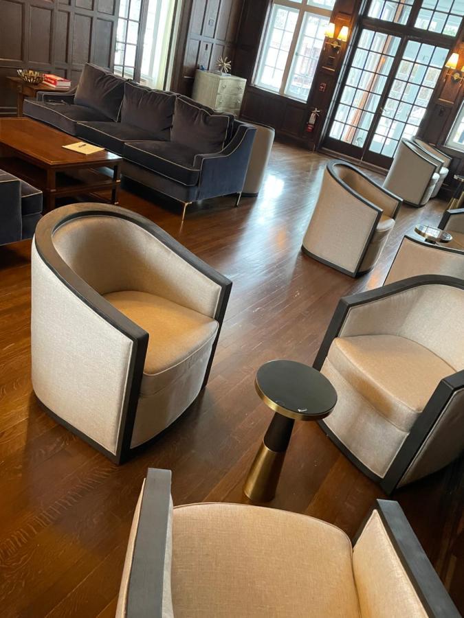 אלבני The Argus Hotel & Cocktail Lounge מראה חיצוני תמונה